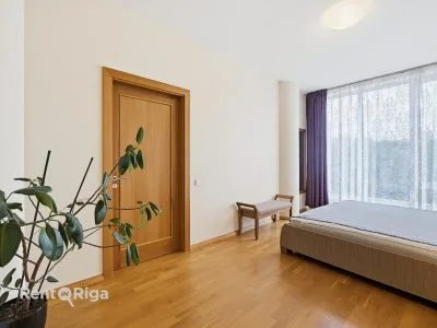 Продажа квартиры, Republikas laukums улица 3, Rīga, Labais krasts, Centrs / 180 000 € 4