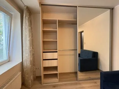 Izīrē dzīvokli, Ādmiņu iela 5, Rīga, Labais krasts, Centrs / 270 € 5