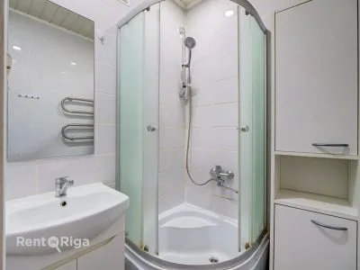 Izīrē dzīvokli, Rušonu iela 5 k1, Rīga, Labais krasts, Ķengarags / 450 € 4