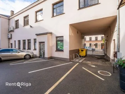 Retail premises For Rent, Pērnavas street 43, Rīga, Labais krasts, Centrs / 678 € 5